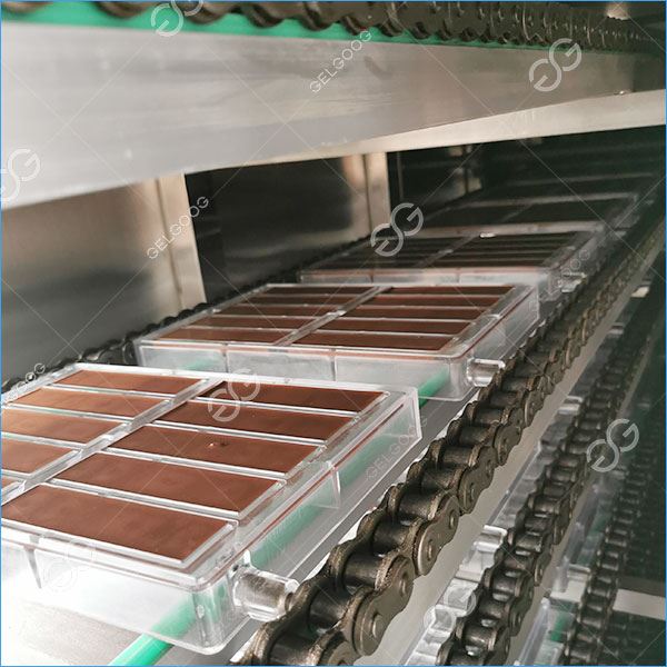 Chocolate Moulding Machine